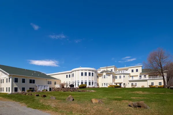 $279,900 | 118 Secretariat Way, Unit 204, Rochester, NH 03867