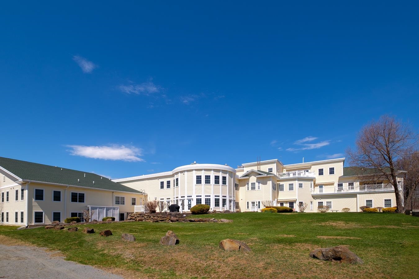 118 Secretariat Way, Unit 204 Rochester, NH 03867 - Photo 3 of 29