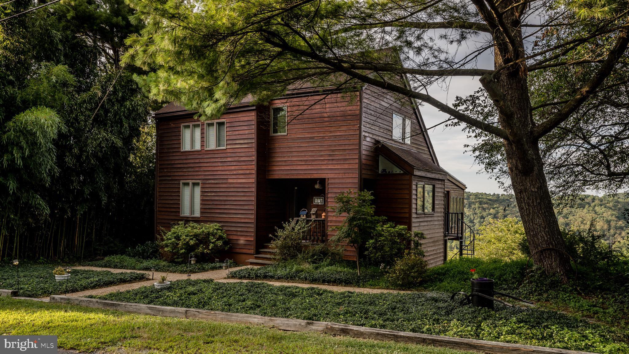 750 East Ridge Street Harpers Ferry, WV 25425 - Photo 2 of 52