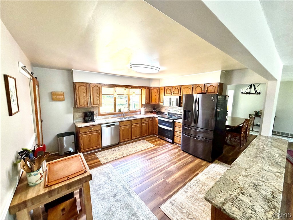 9702 Caughdenoy Road Clay, NY 13029 - Photo 10 of 50