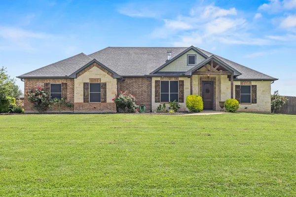 $450,000 | 235 Vz County Road 2162, Canton, TX 75103