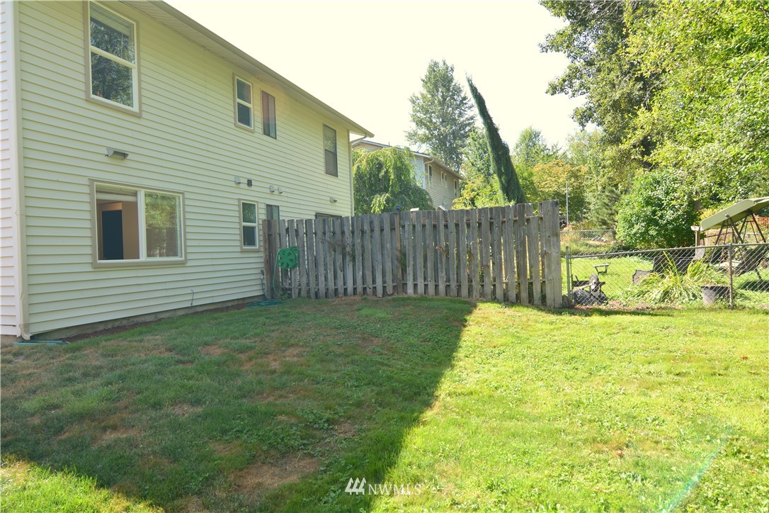 20515 Filbert Drive Bothell, WA 98012 - Photo 20 of 20 a view of a backyard with a garden