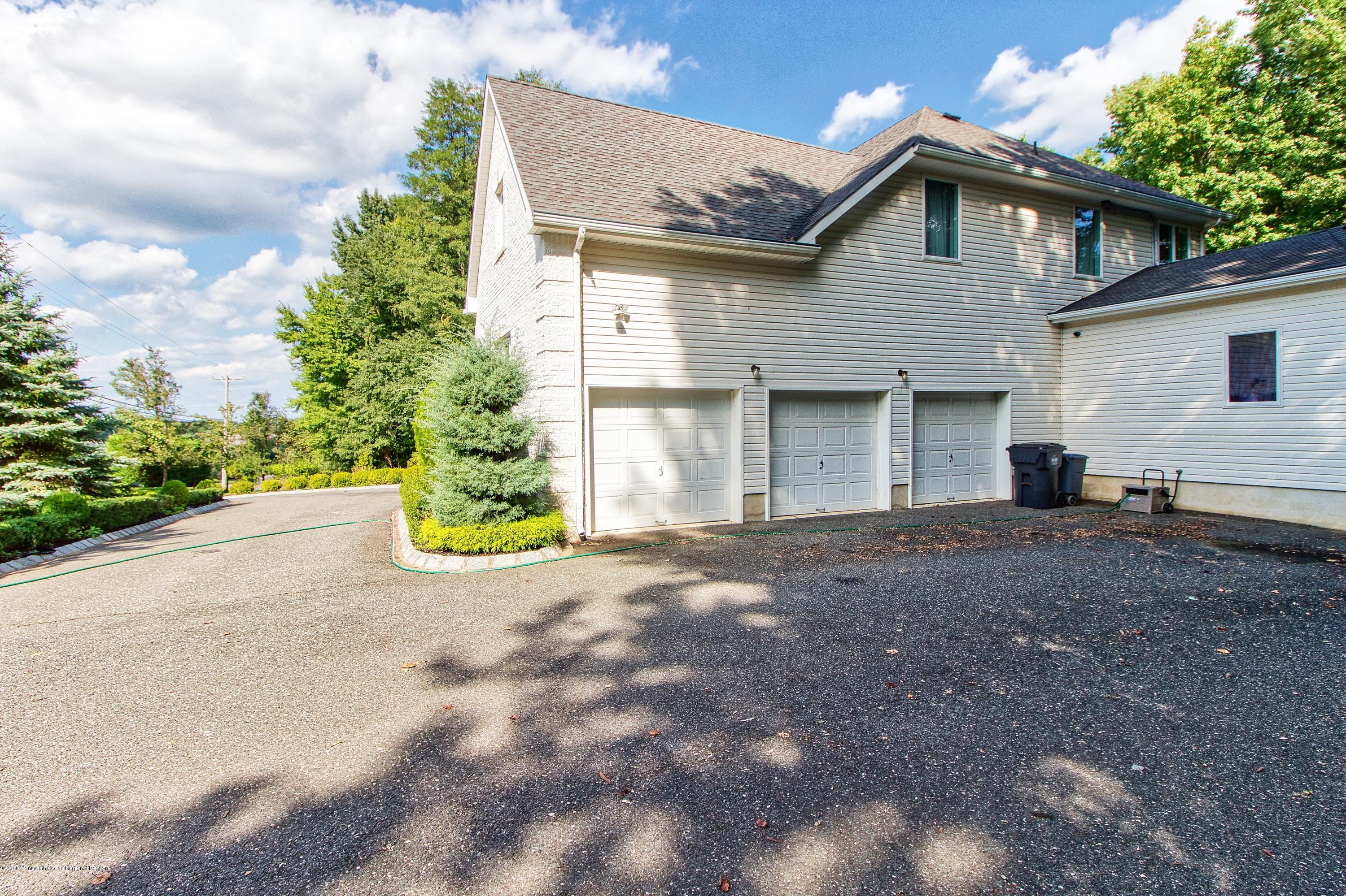 47 Crine Road Morganville, NJ 07751 - Photo 4 of 51 Front 2