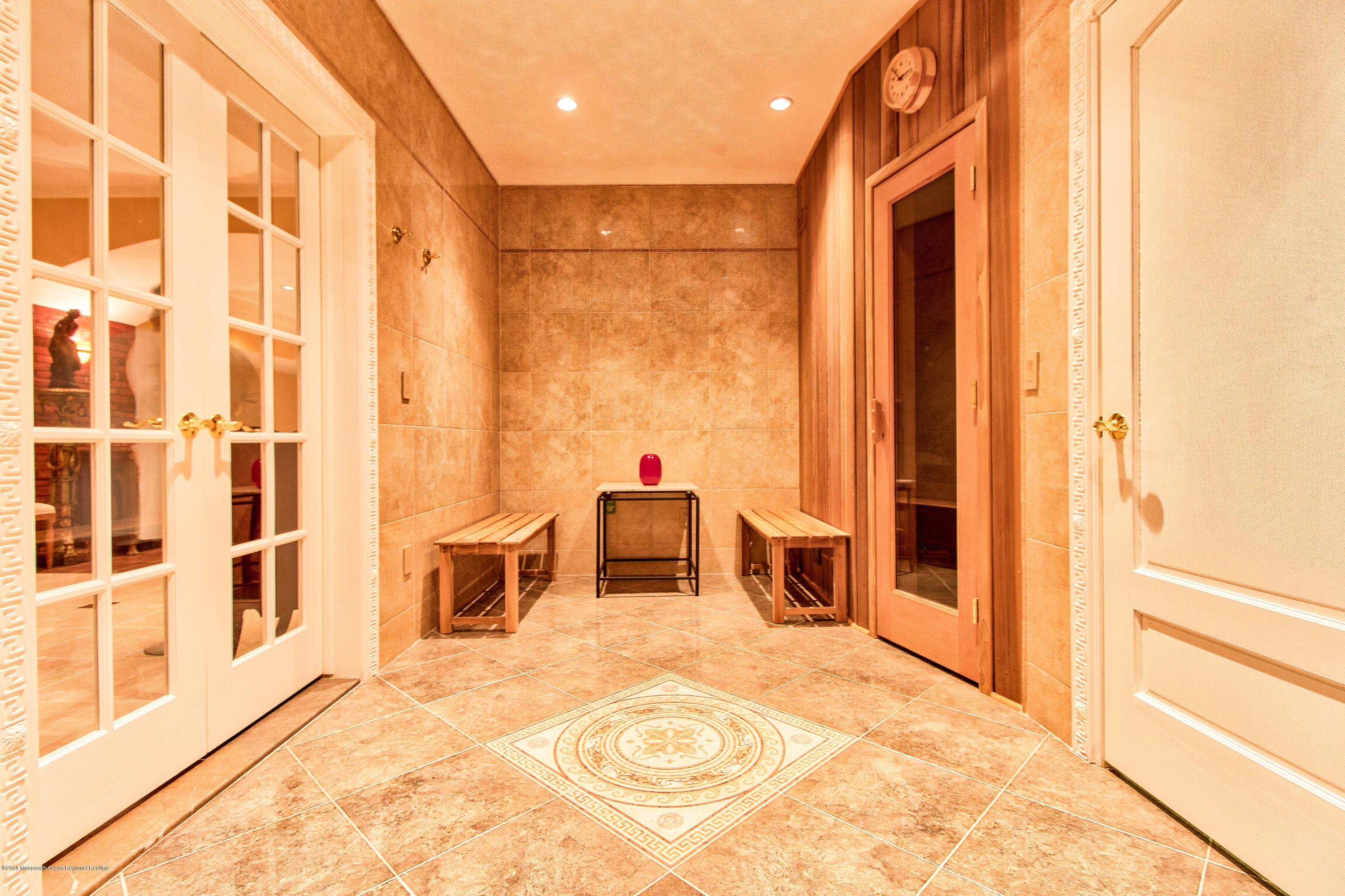 47 Crine Road Morganville, NJ 07751 - Photo 43 of 51 Spa 2