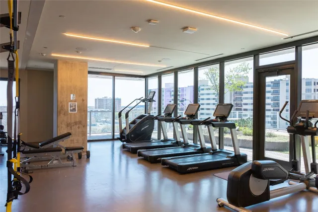 $1,165,000 | 48 East Avenue, Unit 2010, Austin, TX 78701