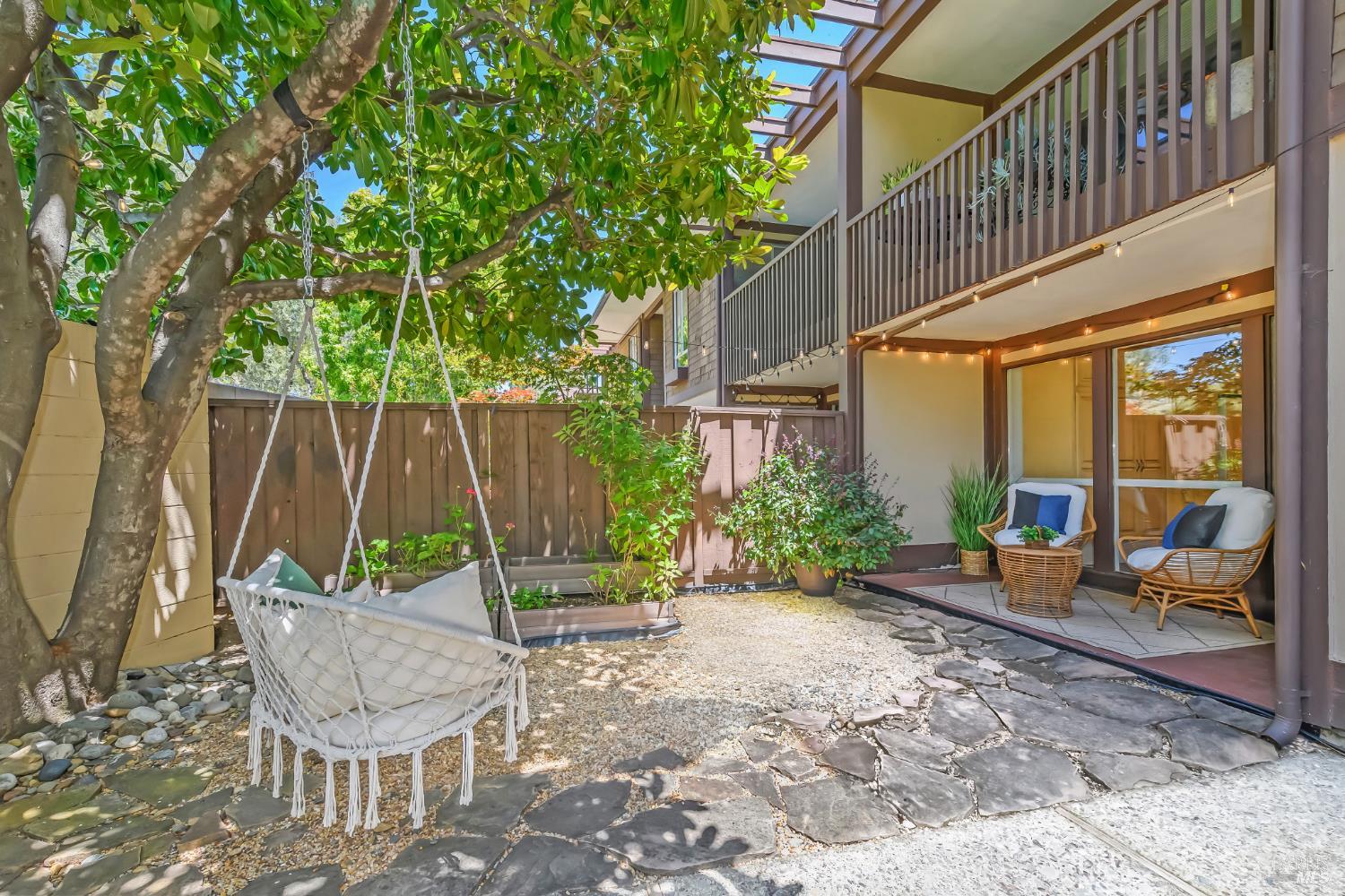 29 Forest Lane San Rafael, CA 94903 - Photo 10 of 33