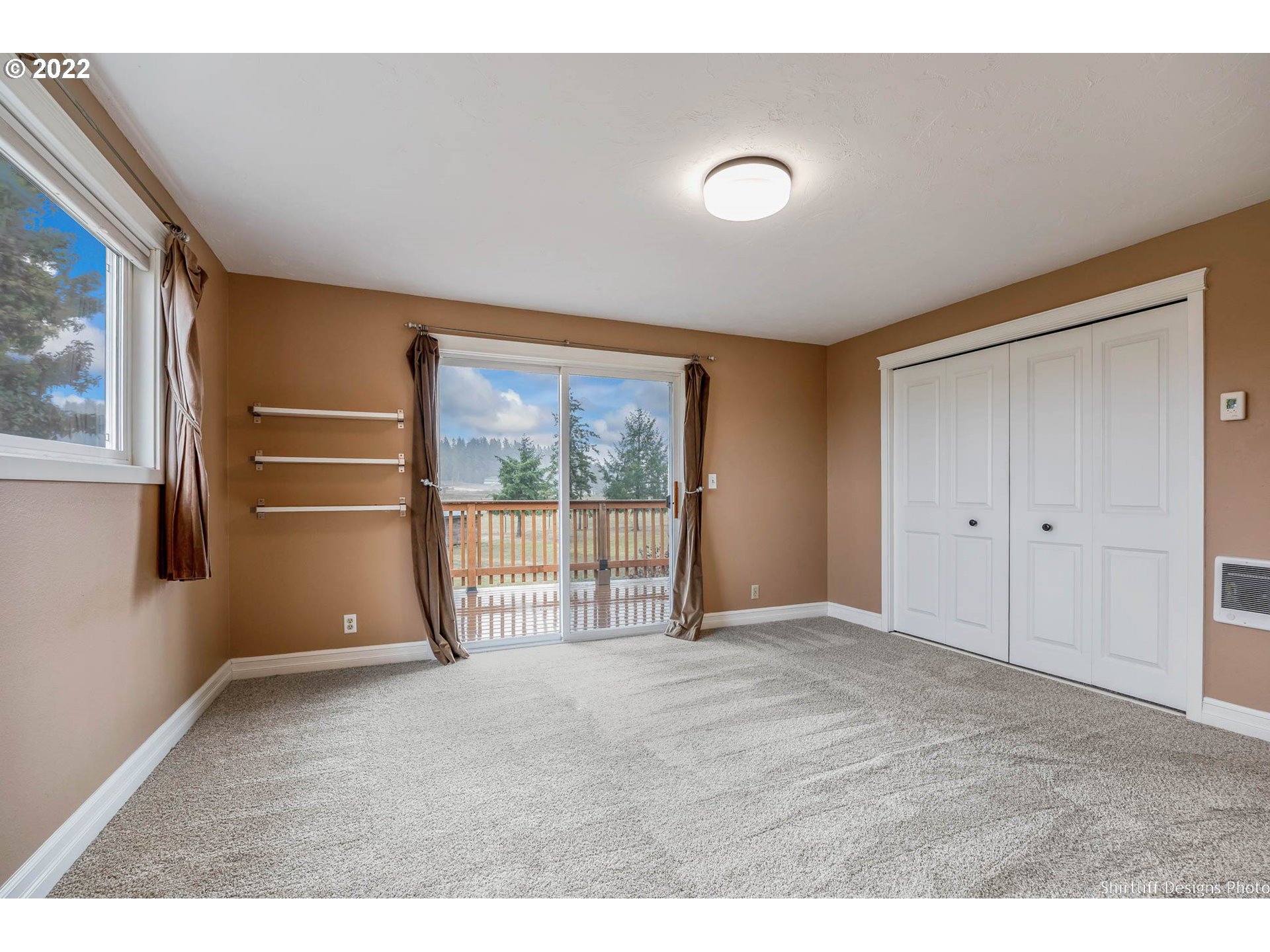 28100 Gimpl Hill Road Eugene, OR 97402 - Photo 13 of 32 Gallery Image 13