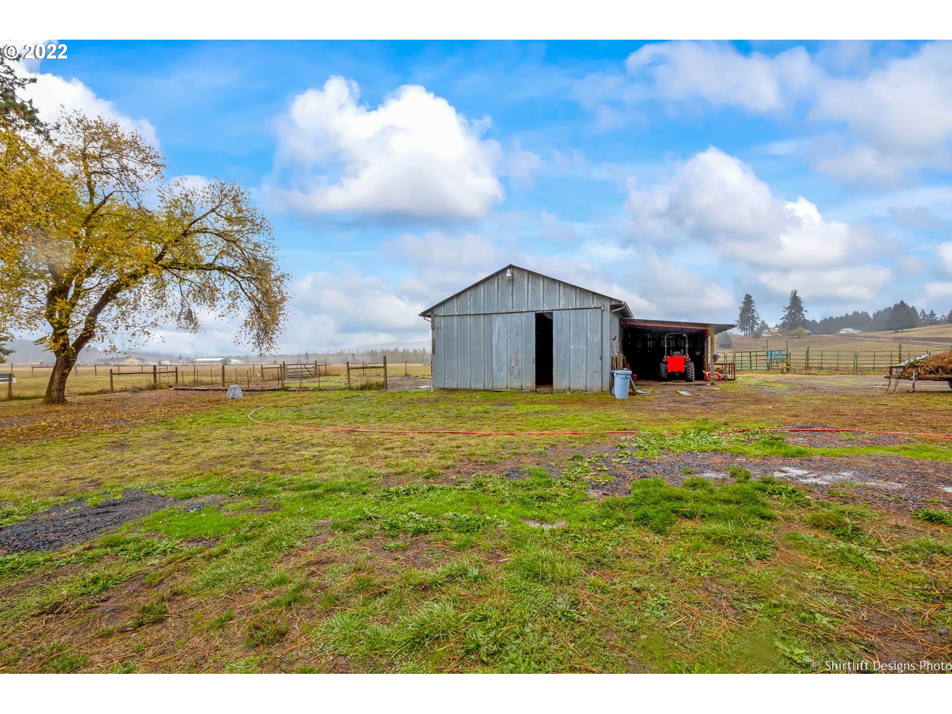 28100 Gimpl Hill Road Eugene, OR 97402 - Photo 27 of 32 Gallery Image 27