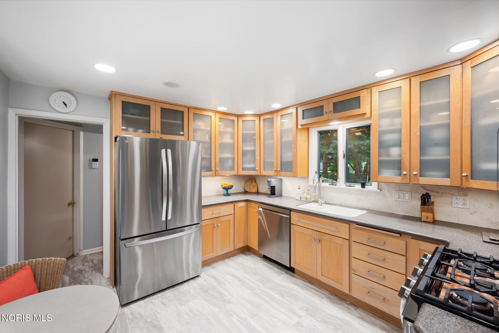 3336 Indian Road Toledo, OH 43606 - Photo 19 of 41 Gallery Image 19