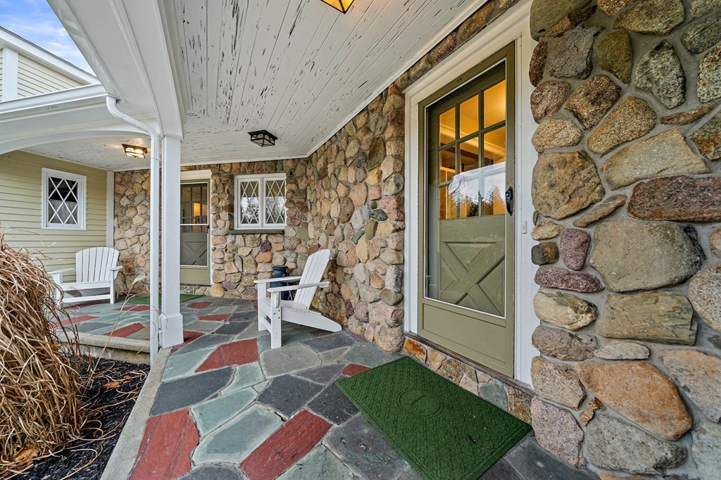 9 Cedar Acres Road Marshfield, MA 02050 - Photo 4 of 39 Gallery Image 4