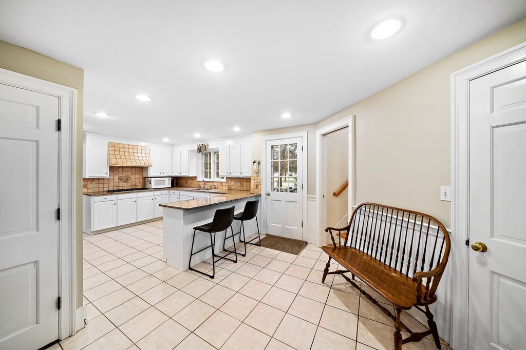 9 Cedar Acres Road Marshfield, MA 02050 - Photo 8 of 39 Gallery Image 8
