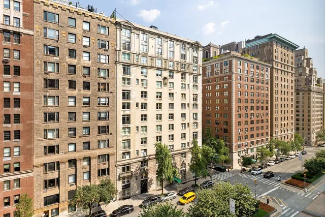 $6,225,000 | 930 Park Avenue, Unit 7S | Upper East Side
