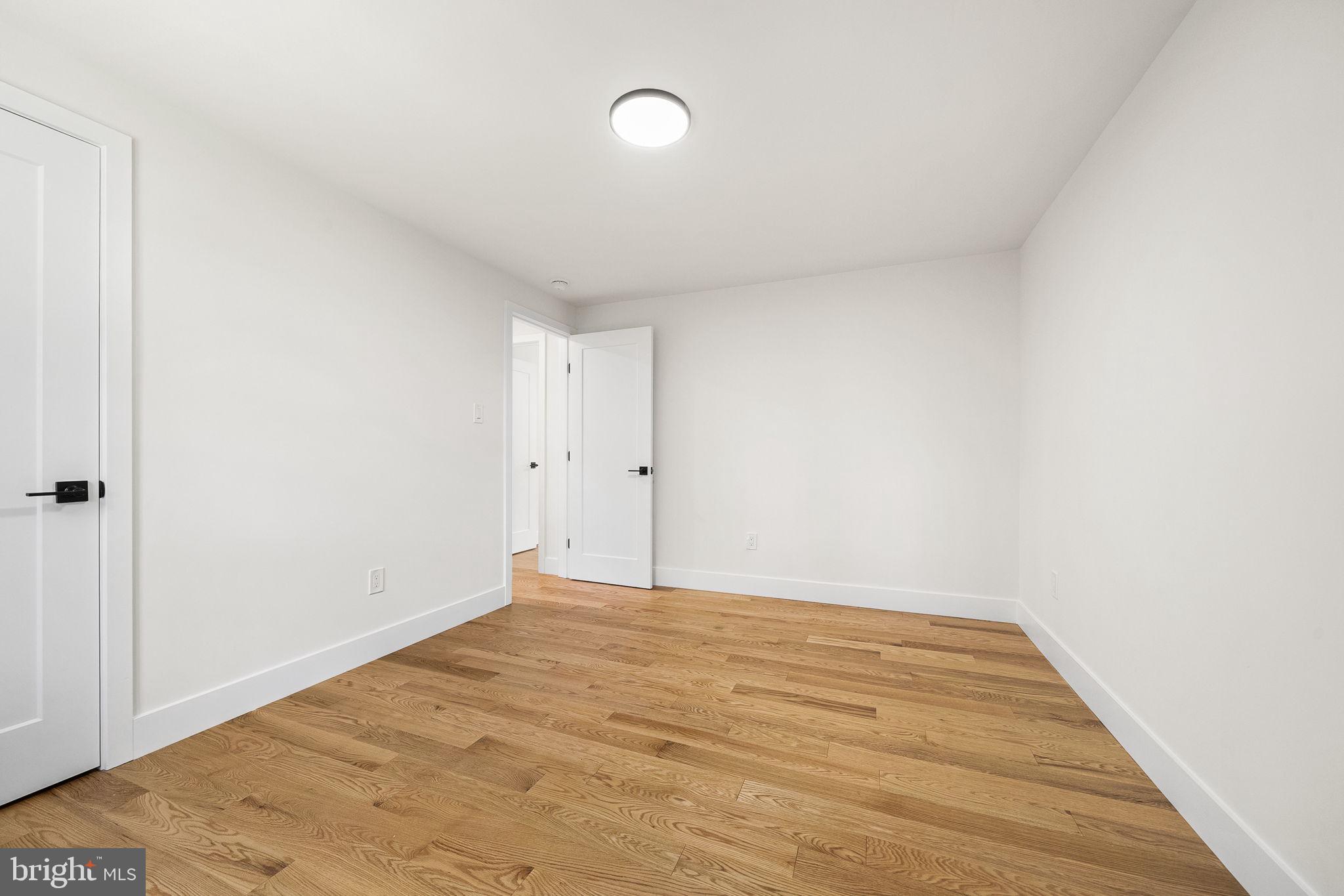 2851 Edgelea Road Vienna, VA 22181 - Photo 39 of 69