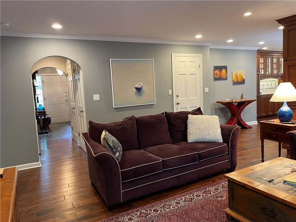 2033 Murdstone Road Pittsburgh, PA 15241 - Photo 15 of 25 Gallery Image 15