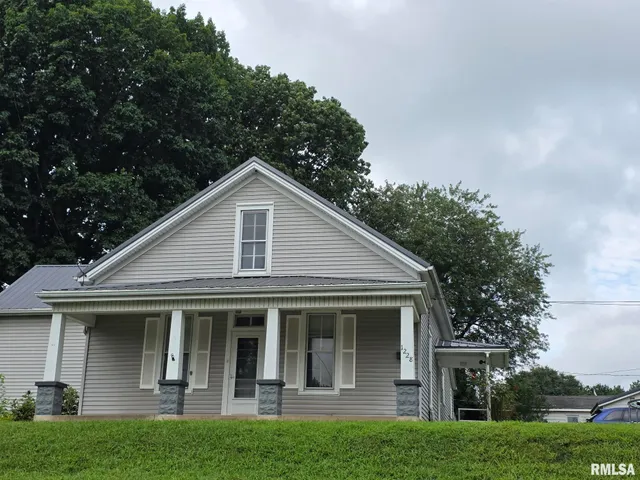 $119,900 | 1228 South 12th Street, Quincy, IL 62301
