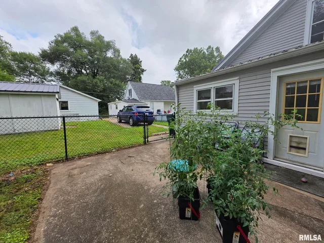 $119,900 | 1228 South 12th Street, Quincy, IL 62301