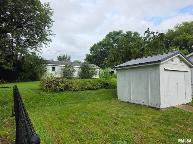 $119,900 | 1228 South 12th Street, Quincy, IL 62301