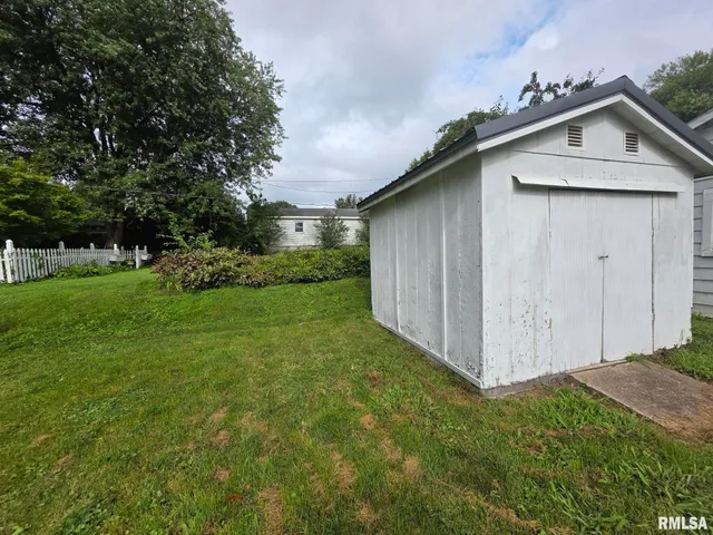 $119,900 | 1228 South 12th Street, Quincy, IL 62301