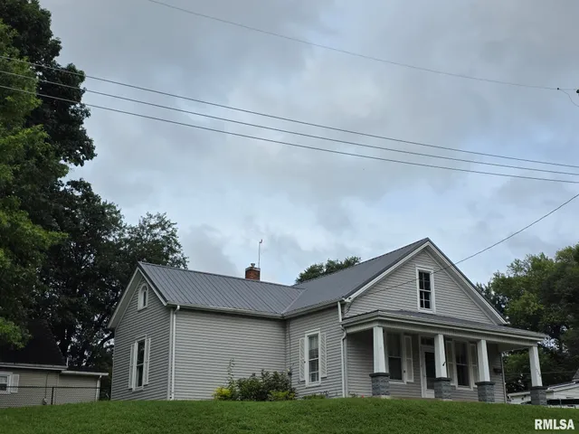 $119,900 | 1228 South 12th Street, Quincy, IL 62301