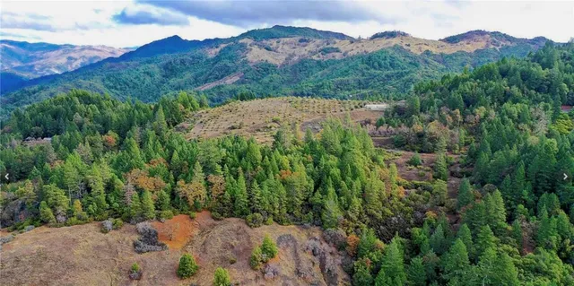 $499,000 | 47211 Fox Rock Road, Laytonville, CA 95454