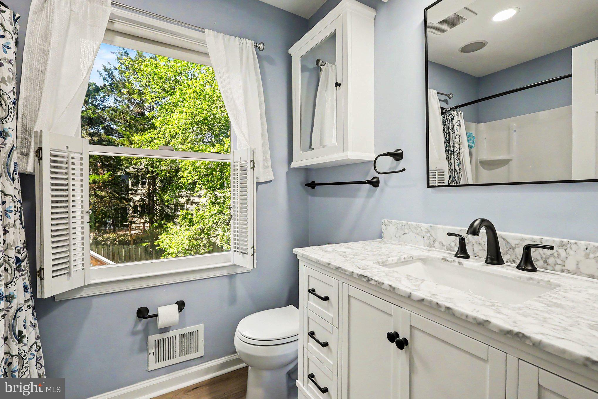 8022 Rocky Run Road Gainesville, VA 20155 - Photo 10 of 35