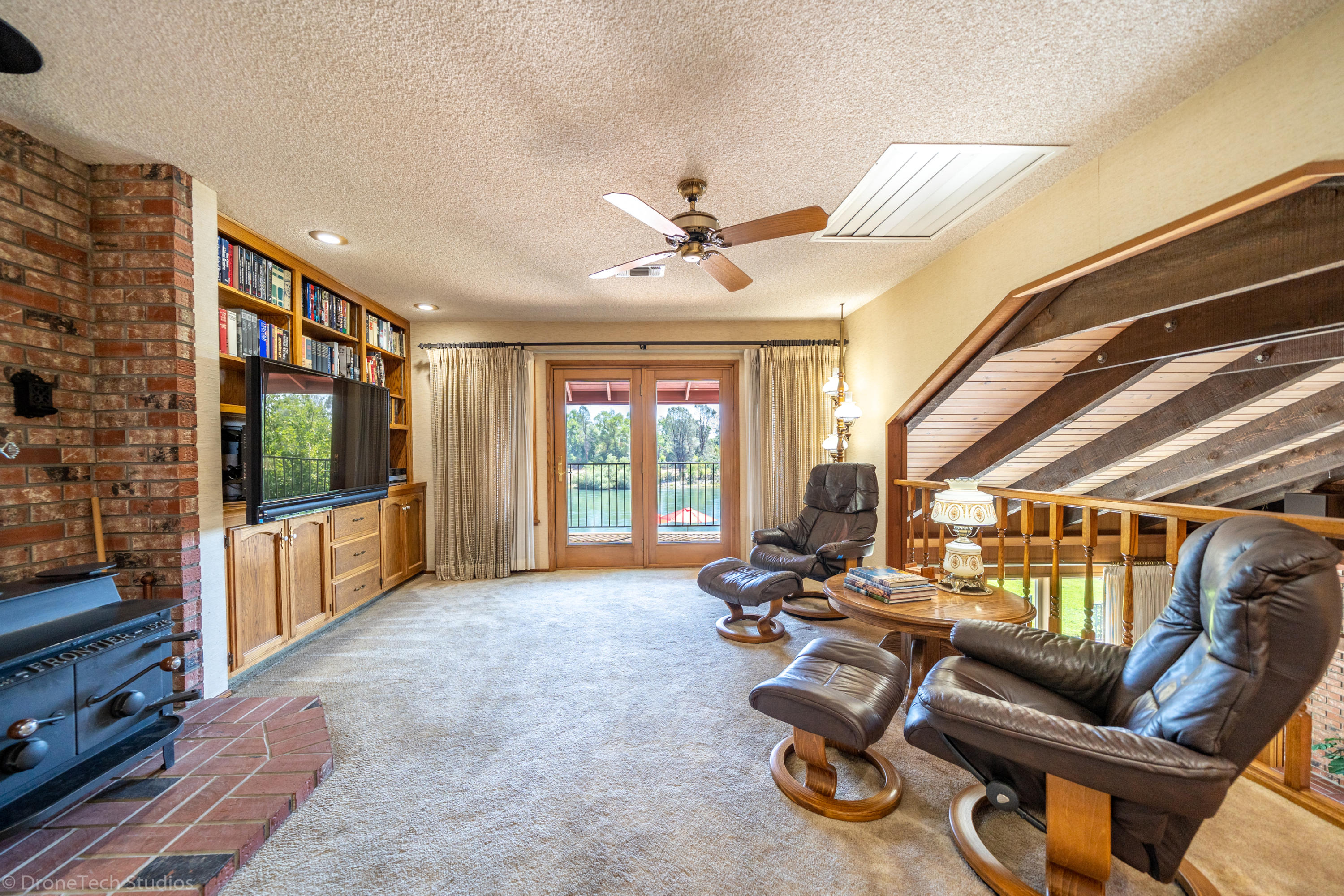6251 Riverside Drive Redding, CA 96001 - Photo 33 of 61 UPSTAIRS PARLOR AND LIBRARY