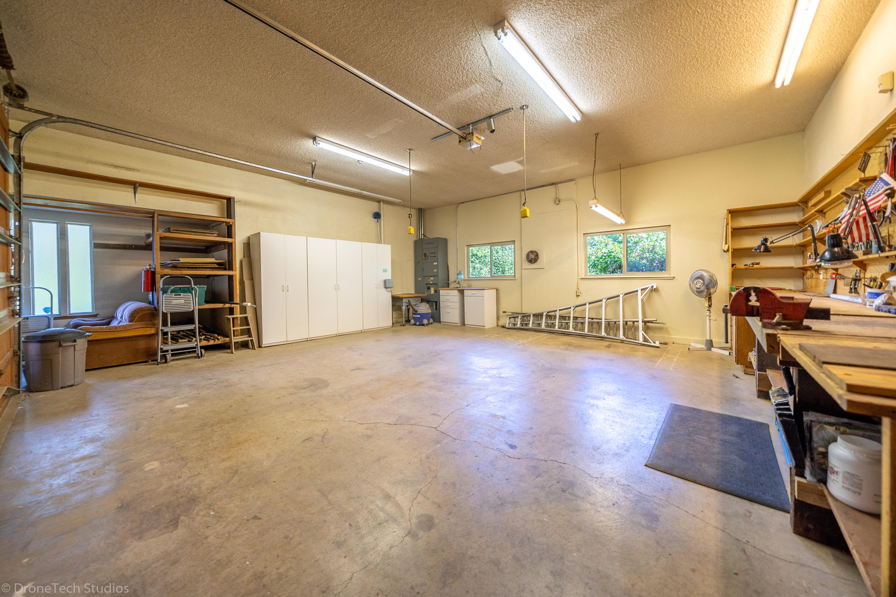 6251 Riverside Drive Redding, CA 96001 - Photo 46 of 61 OVERSIZED GARAGE