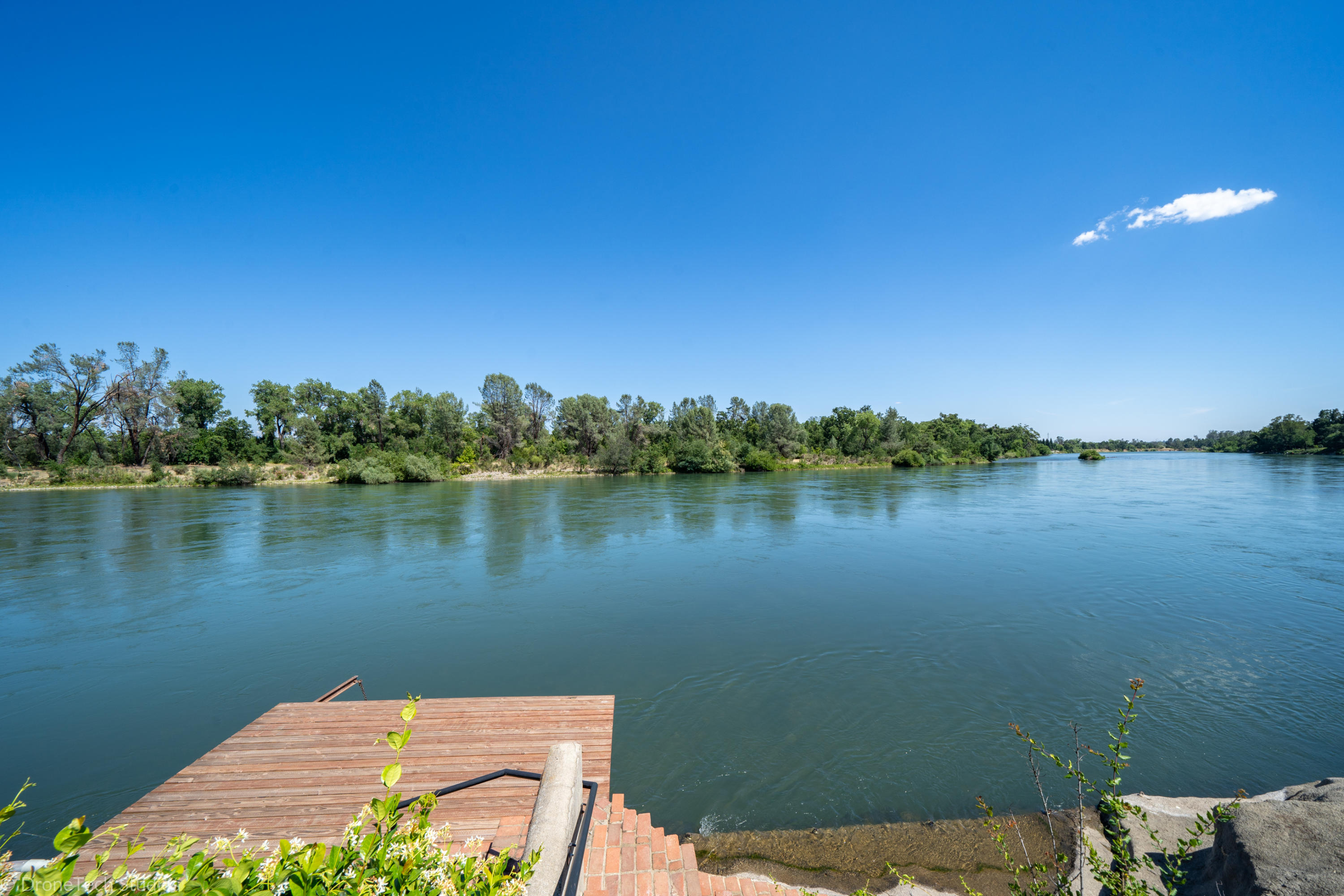 6251 Riverside Drive Redding, CA 96001 - Photo 55 of 61 DOCK VIEW SOUTH