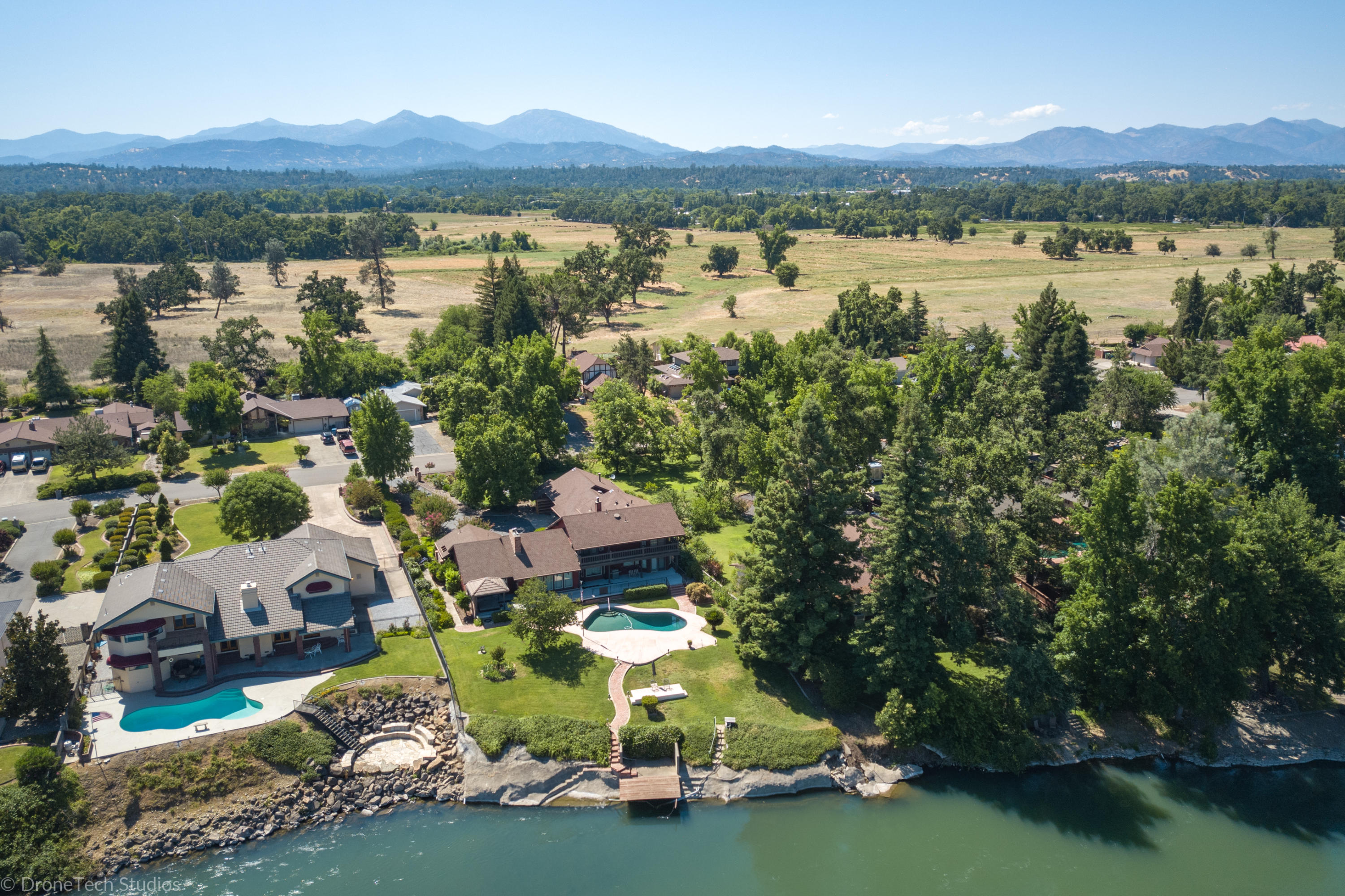6251 Riverside Drive Redding, CA 96001 - Photo 60 of 61 DRONE VIEW WEST