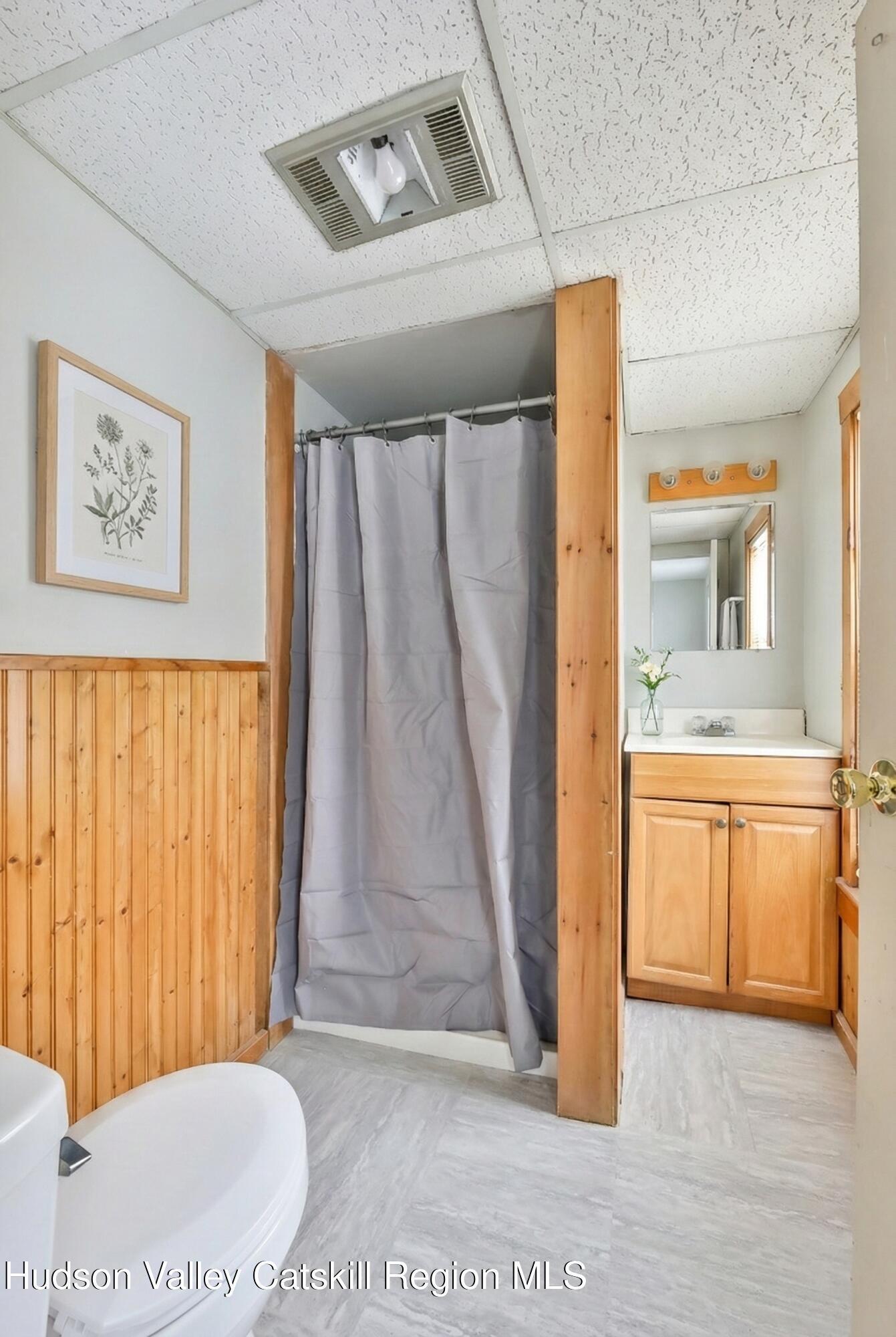 398 North Lake Road Hunter, NY 12436 - Photo 24 of 41 Bathroom #3