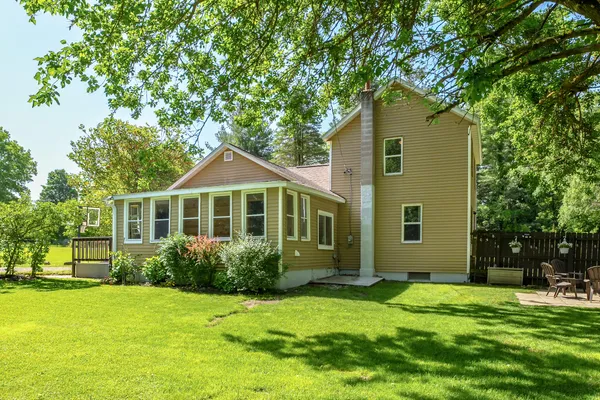$299,900 | 5955 102nd Avenue, Grand Junction, MI 49056