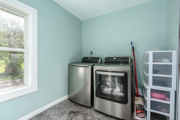 $299,900 | 5955 102nd Avenue, Grand Junction, MI 49056