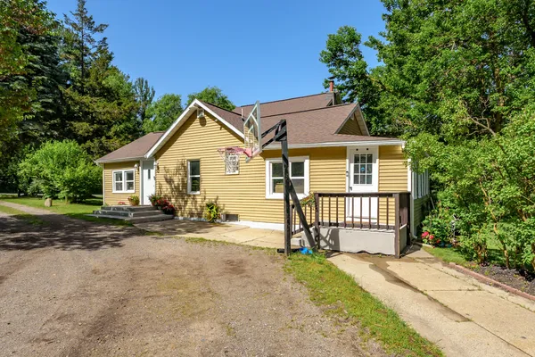 $299,900 | 5955 102nd Avenue, Grand Junction, MI 49056