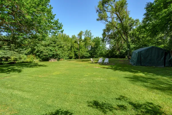 $299,900 | 5955 102nd Avenue, Grand Junction, MI 49056