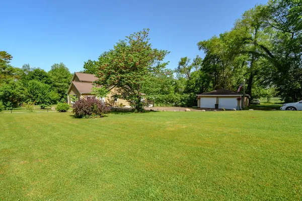 $299,900 | 5955 102nd Avenue, Grand Junction, MI 49056