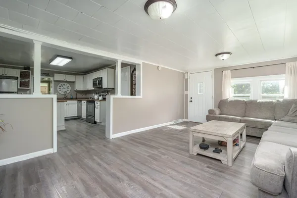 $299,900 | 5955 102nd Avenue, Grand Junction, MI 49056