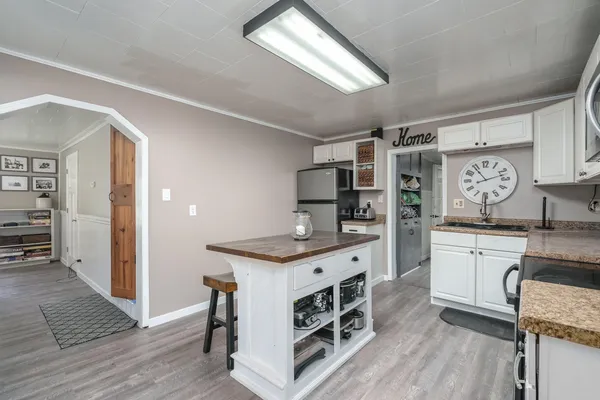 $299,900 | 5955 102nd Avenue, Grand Junction, MI 49056