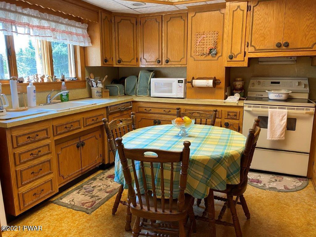 617 Clinton Street Forest City, PA 18421 - Photo 12 of 27