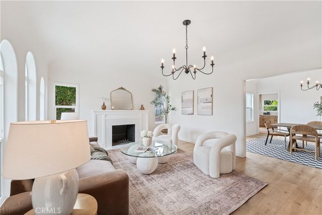 $1,550,000 | 729 South Highland Avenue, Los Angeles, CA 90036