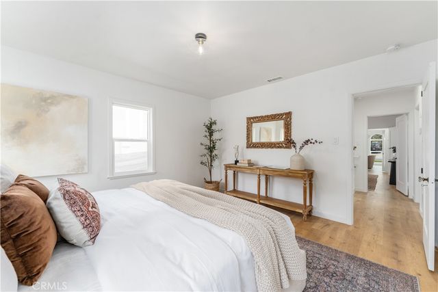 $1,550,000 | 729 South Highland Avenue, Los Angeles, CA 90036