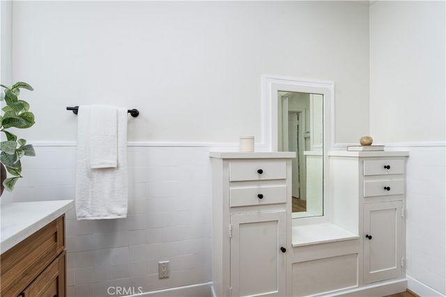 $1,550,000 | 729 South Highland Avenue, Los Angeles, CA 90036