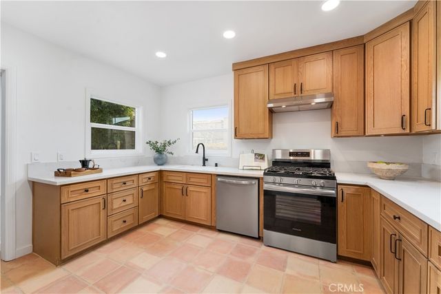 $1,550,000 | 729 South Highland Avenue, Los Angeles, CA 90036