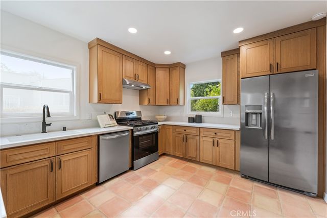 $1,550,000 | 729 South Highland Avenue, Los Angeles, CA 90036