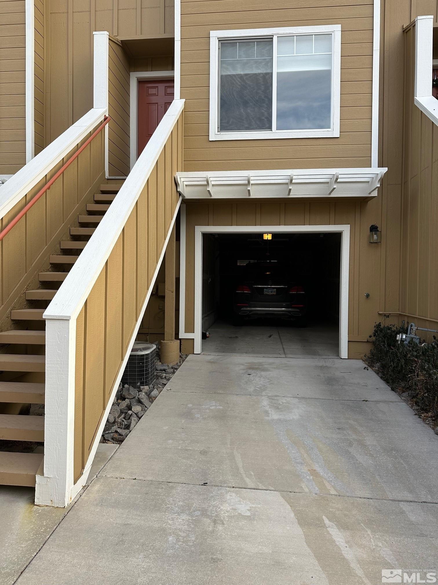 4628 Kathleen Denise Lane Reno, NV 89503 - Photo 12 of 13 a view of entryway