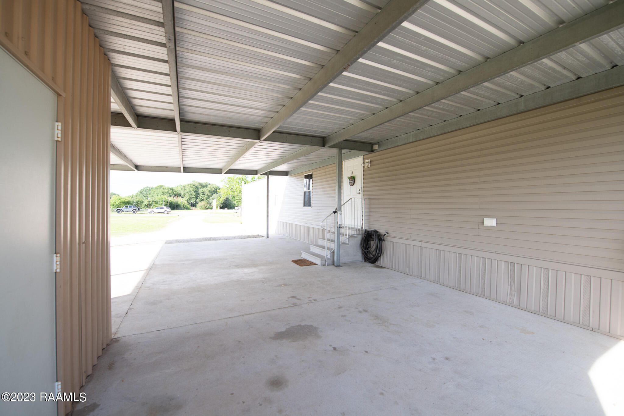245 Bourque Road Lafayette, LA 70506 - Photo 3 of 19 52669A16-3ACF-4AF1-9984-39EEC33533A2