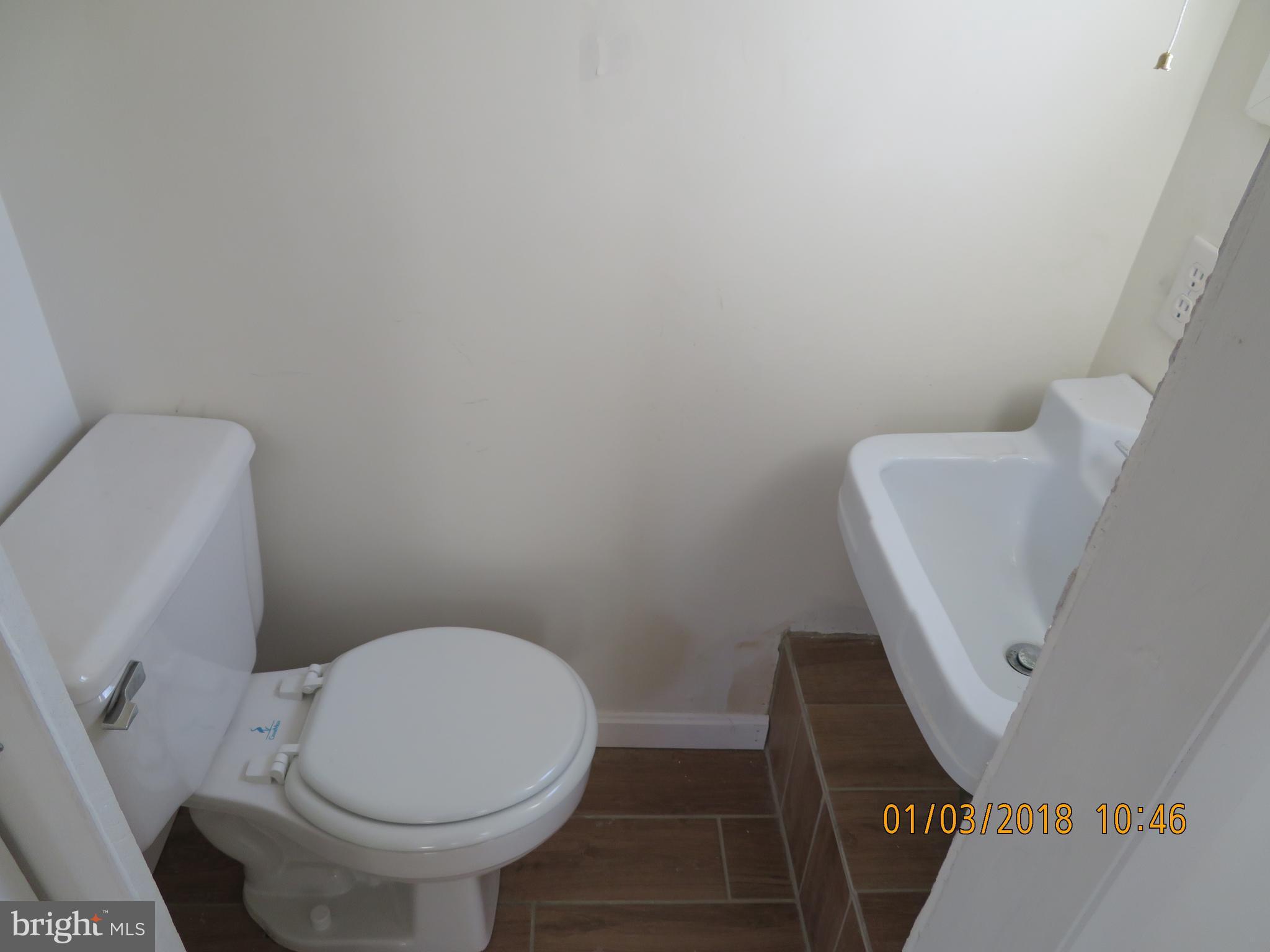 3920 Decatur Avenue Kensington, MD 20895 - Photo 16 of 20 Powder Room