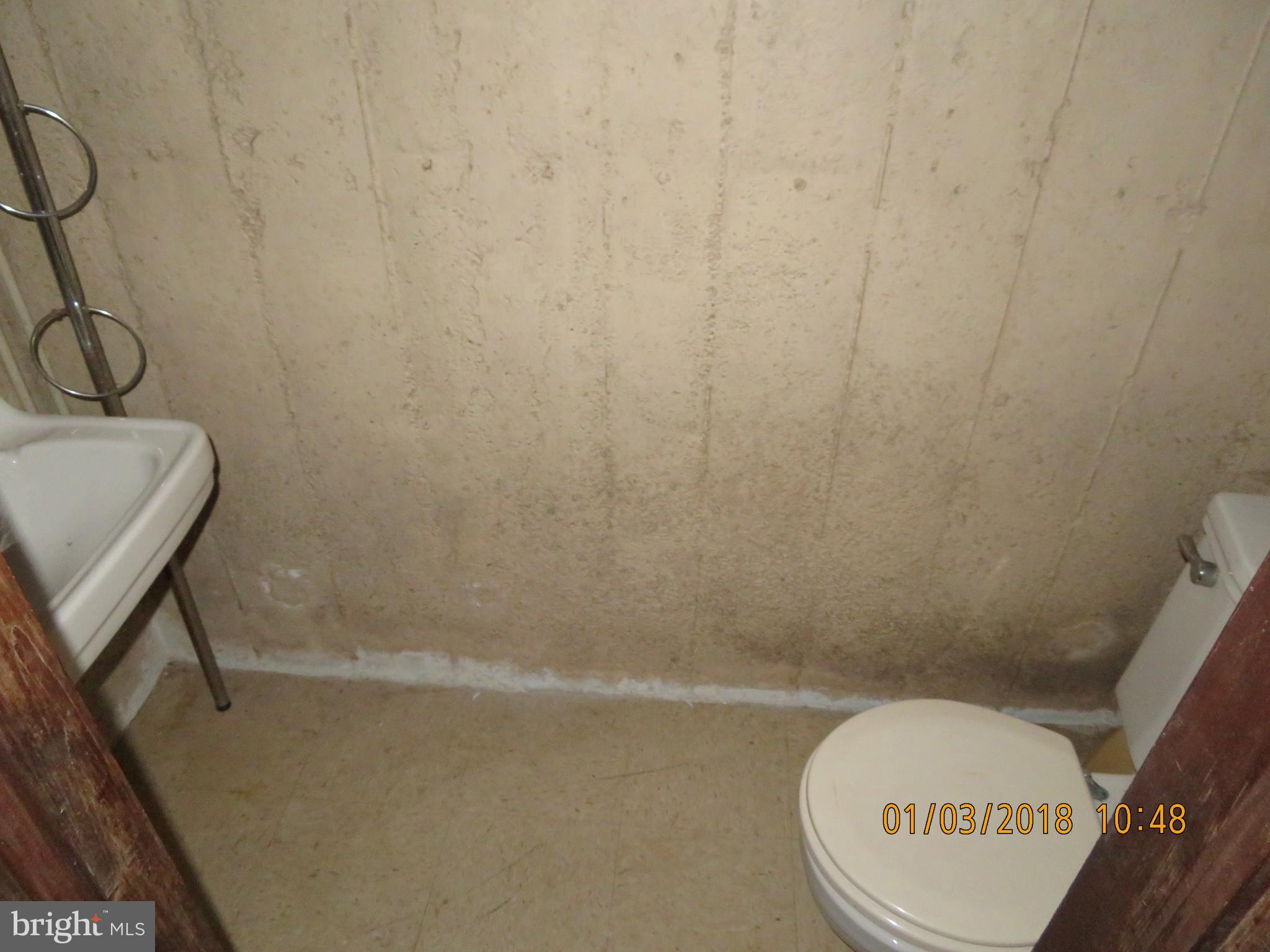 3920 Decatur Avenue Kensington, MD 20895 - Photo 19 of 20 Powder Room