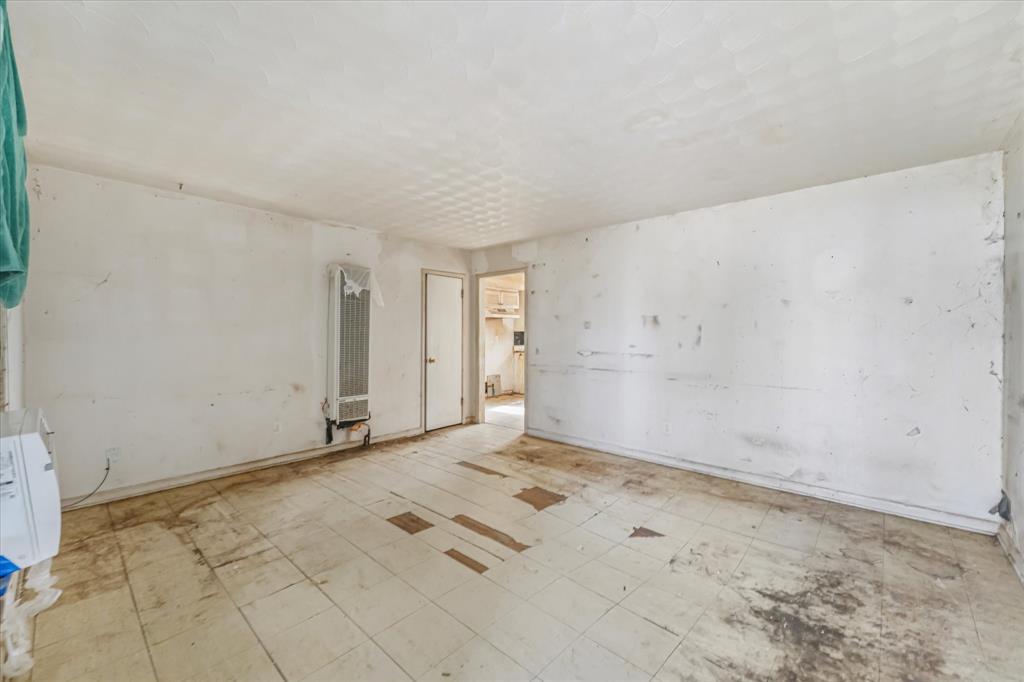 12924 Mitchell Drive Balch Springs, TX 75180 - Photo 3 of 14