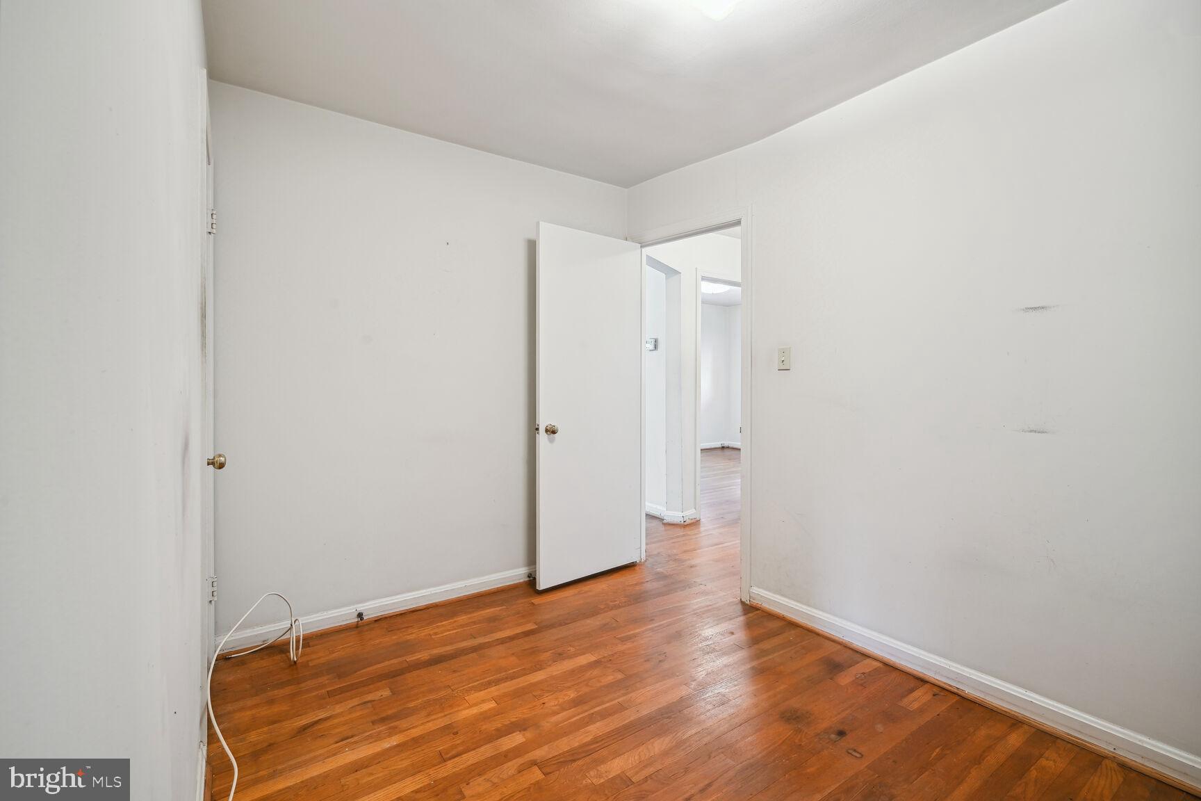 11500 Mapleview Drive Silver Spring, MD 20902 - Photo 15 of 25