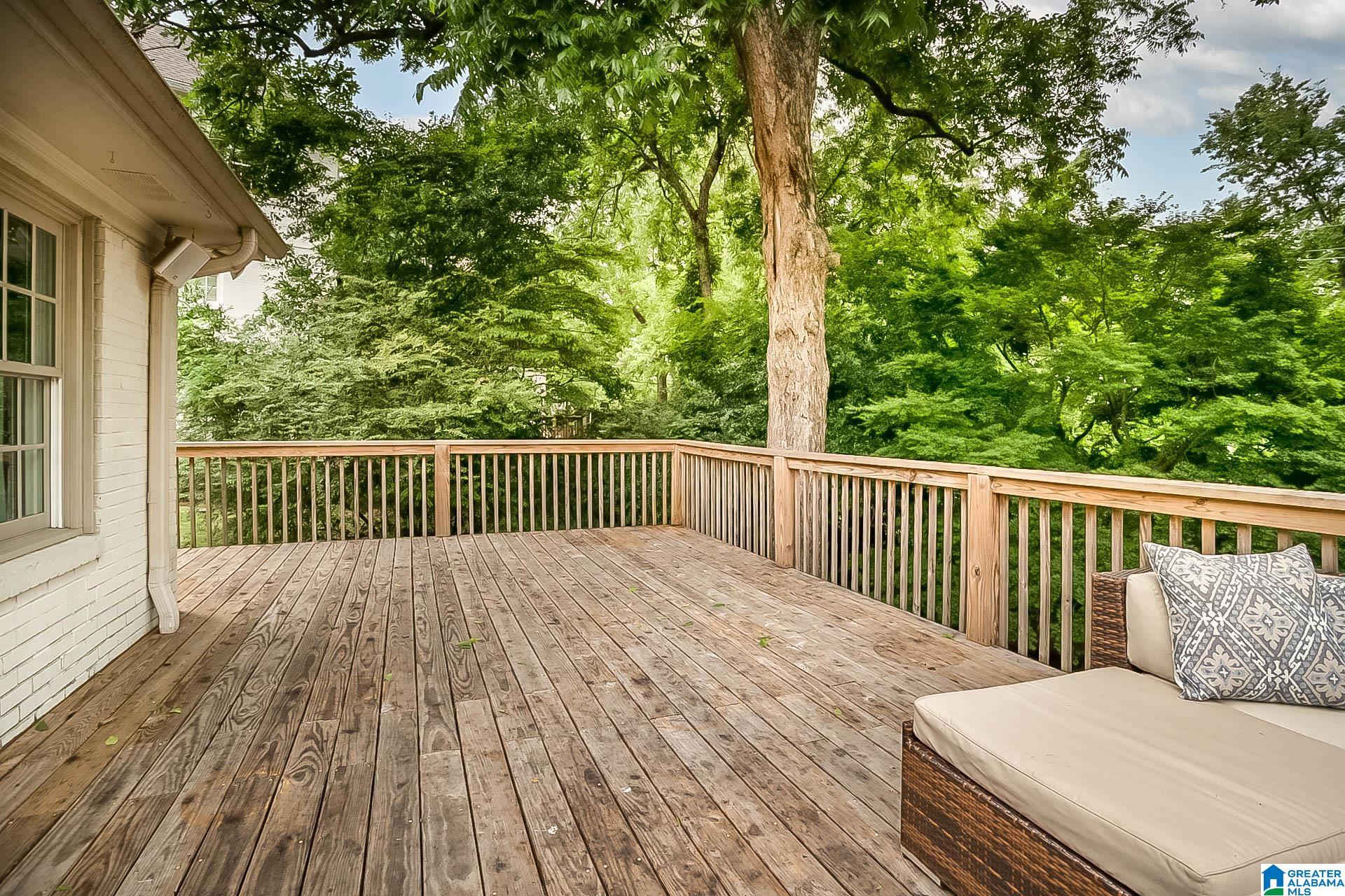 121 Peachtree Road Birmingham, AL 35213 - Photo 32 of 37